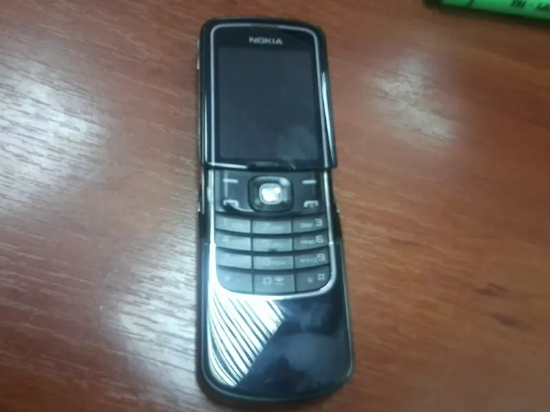 Продам Nokia 8600