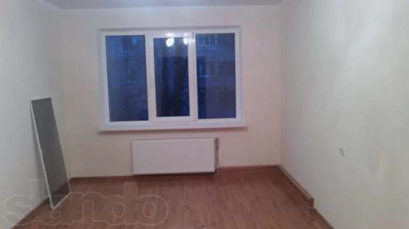 г.Новая каховка,  трехкомнатная квартира,  2-й этаж,  5-ти этажного дома,  3