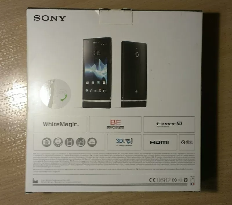 Продам Sony Xperia P LT22i black+чехол в подарок 2